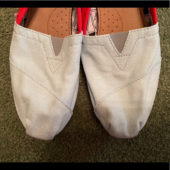 Ohio State Size 7 Toms - Picture 3 of 8